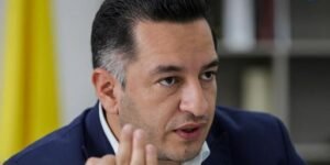 El secretario de Transparencia radicará denuncia penal por contrato a Thomas Greg