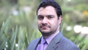 Reforma contra el empleo y la educación