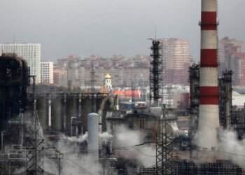 Atentados llevan a Ecopetrol a importar diésel para asegurar el suministro