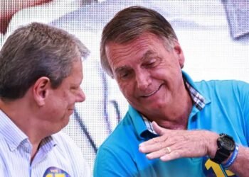 El partido de Bolsonaro aumenta en un 47% su número de alcaldías frente al estancamiento del PT de Lula da Silva