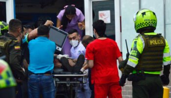 Dos policías muertos y otros dos heridos deja una emboscada en el noreste de Colombia