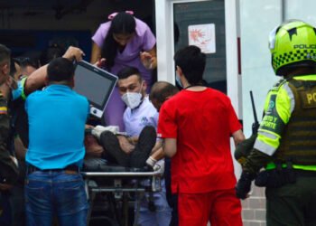 Dos policías muertos y otros dos heridos deja una emboscada en el noreste de Colombia