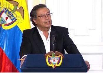 Petro anunció que su Gobierno comprará cosechas de coca en El Plateado