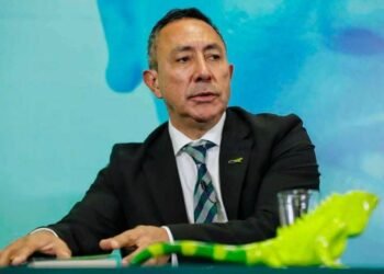 “Ricardo Roa no va a poder huir todo el tiempo”: piden investigar a presidente de Ecopetrol por ausencia en debate en el Congreso