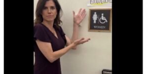 EE.UU. La cordura vuelve con Trump: los republicanos prohibirán a hombres transexuados usar baños femeninos