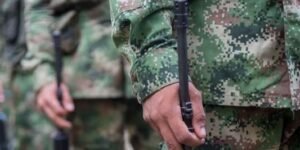 12 militares fueron secuestrados por indígenas en vía Quibdó-Medellín: Defensoría se dirige al lugar para diálogar