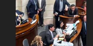 Alta traición