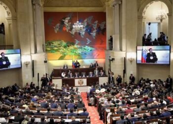 Así reaccionó el país político al hundimiento de la reforma política del Gobierno Petro: “Cada día están peor”