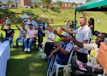 FIESTA A LOS VETERANOS DE LA FUERZA PÚBLICA EN MEDELLÍN