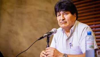 Las autoridades de Bolivia emiten una alerta migratoria contra Evo Morales