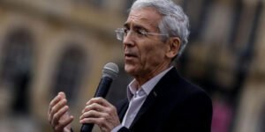 Fiscal especializado escuchará a las víctimas y denunciantes del padre Francisco de Roux Historia de Jenny Rocio Angarita • 2 día(s) •