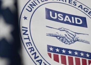 Trump suspende la financiación a entidades clave de la implementación del acuerdo de paz: ¿qué está en juego?