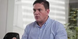 Juan Carlos Pinzón hace crudo balance de la seguridad en el país: “La paz total ha creado incentivos para los violentos”