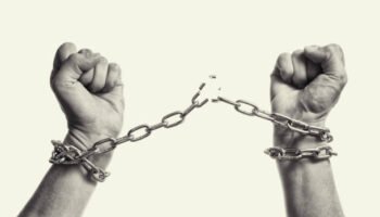 “MADURO DESAFIA AL MUNDO LIBRE”