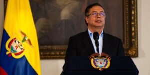 Petro y los 900 días de fracasos: crisis en el Catatumbo, estado de conmoción y la incapacidad de liderar a Colombia