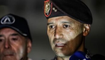 Inconformidad en la cúpula militar por el nombramiento del general (r) Pedro Sánchez como ministro de Defensa: “Es un dardo directo al corazón lo que hizo el presidente”