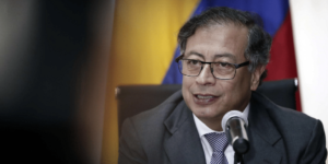 Cuando los niños y la dignidad no importan para el hipócrita Gustavo Petro