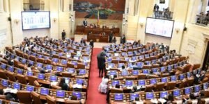 EL OFICIALISMO NECESITARÍA SUMAR MÁS DE 20 VOTOS QUE NO SE SABE DE DÓNDE SALDRÍAN