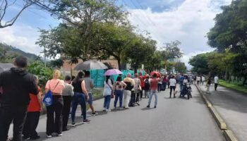 Denuncian crisis en Pereira por problemas en entrega de medicamentos a usuarios de la Nueva EPS