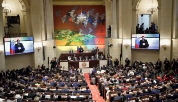 Consulta popular de Petro para revivir la reforma laboral está en veremos por trámite que exigen empresas al Gobierno