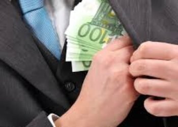 Más del 50% de los contratos en Colombia se entregan a dedo