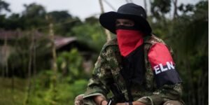 Comandantes del Eln advierten sobre una «guerra total» en Colombia