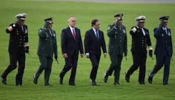 Las siniestras estratagemas de las izquierdas, frente a sus fuerzas militares