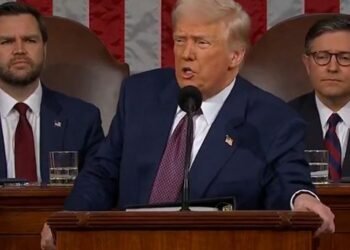 «Estados Unidos ya no es ‘woke’», sentencia Trump: «Hemos terminado con la tiranía de las llamadas políticas de diversidad, equidad e inclusión»