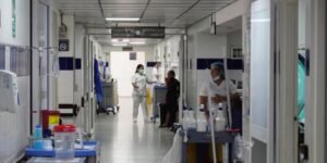 Déficit del sistema de salud en Colombia supera los $19,8 billones en tres años