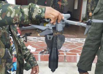 Grupos armados ilegales intensifican el uso de drones en ataques en Colombia: ha habido más de 60 casos