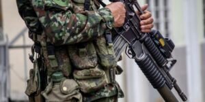 Seis militares colombianos asesinados en una emboscada de las FARC mientras Petro sigue negociando con los terroristas