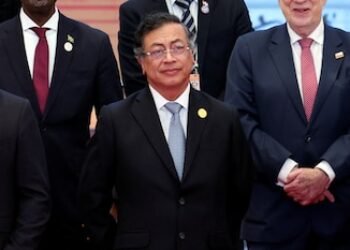 Petro estalló contra el Senado de la República por hundir la consulta popular: “Esto es un fraude y el pueblo debe decidir”