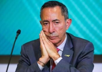 Crisis en Ecopetrol: el escándalo que tiene en la ‘cuerda floja’ a Ricardo Roa