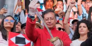 La democracia no se puede someter al chantaje
