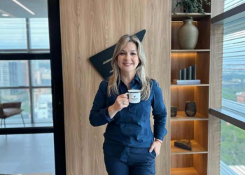 Entrevista | Vicky Dávila explica propuesta 10-10-10 sobre impuestos y sus ideas para reactivar la economía