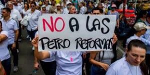 El régimen agónico de Petro amenaza cerrar el Congreso de la República. ¿Qué hacer?