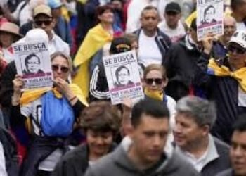 ¿CÓMO PUEDES AYUDAR A DERROCAR A PETRO?