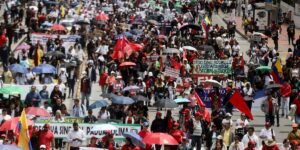 Sectores productivos de varias regiones del país rechazan convocatoria de paro nacional el 28 y 29 de mayo
