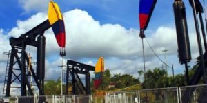 ‘Frenazo’ en nuevos contratos petroleros podría costarle $40 billones a Colombia