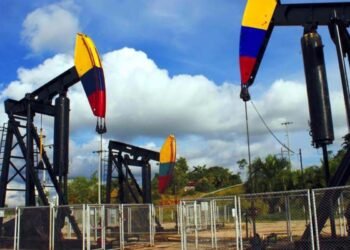 ‘Frenazo’ en nuevos contratos petroleros podría costarle $40 billones a Colombia