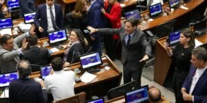 Consulta popular 2.0 se hundió en la plenaria del Senado