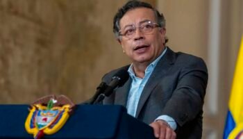 Consulta popular de Petro: ¿Cuáles son los riesgos institucionales de convocarla por Decreto?