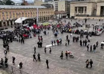 Fracasó “gran plantón” de Petro y centrales obreras un día después de la masiva asistencia a la Marcha del Silencio