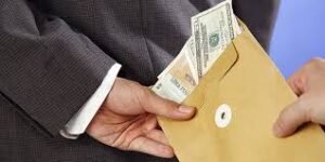 Soborno + chantaje = Indignidad