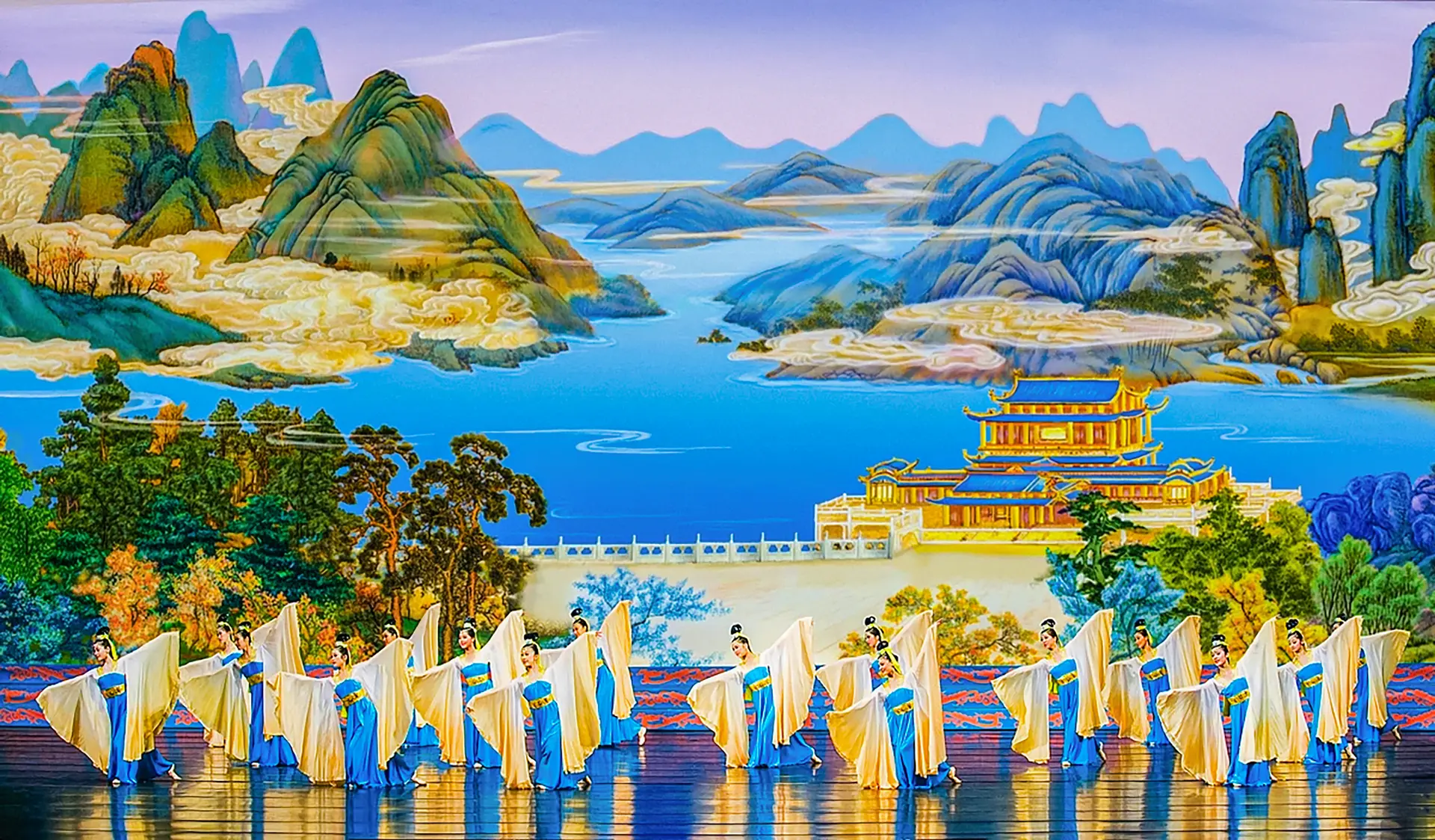 La representación de Shen Yun Performing Arts de 2009, "Mangas fluidas". En los últimos años, la compañía se ha enfrentado a una campaña de sabotaje cada vez más intensa por parte del régimen comunista chino, que incluye ataques legales, medios de comunicación negativos, acoso en las redes sociales y amenazas de bomba y de muerte. (Cortesía de Shen Yun Performing Arts).