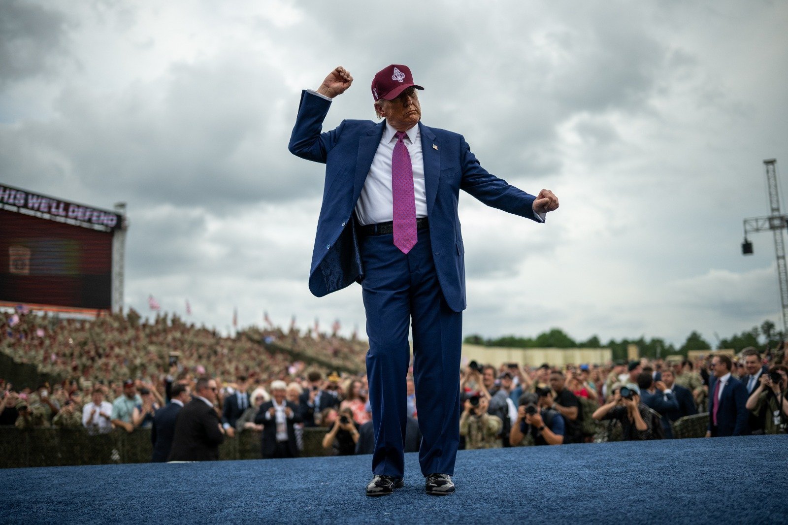 El presidente de Estados Unidos Donald Trump ha dejado clara su visión para los próximos cuatro años de Gobierno desde el primer día que pisó la Casa Blanca Tr. Supremo prohíbe tratamientos transgénero en niños