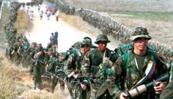 Grupos armados duplican su presencia en Colombia durante el gobierno Petro, según informe