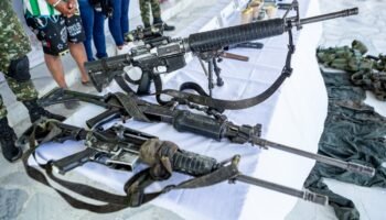 El Gobierno de Petro suspenderá la extradición a EEUU de terroristas que «colaboren» con la «paz total» de Colombia