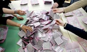 ¿Quién cuenta los votos?