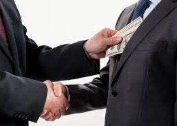 La piñata de contratos irregulares detrás de los Caminos Comunitarios de la Paz Total: 150.000 millones de pesos están embolatados